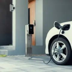 Co to jest hybryda plug-in? Jak działa i jakie są zalety tego rozwiązania?