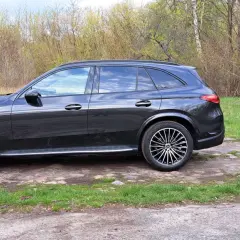 Mercedes GLC 200 4MATIC – wady, zalety, ceny i porównanie z konkurencją