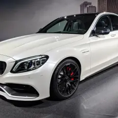 Mercedes C AMG 63 – moc, osiągi i ceny nowych oraz używanych modeli