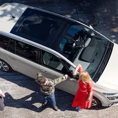 Jakie auto dla rodziny 2+3: najlepsze i najbezpieczniejsze modele