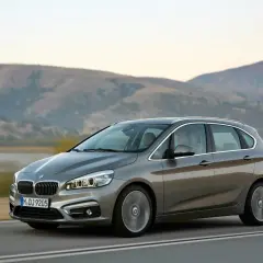BMW 2 Active Tourer – co warto wiedzieć przed zakupem i jakie ma wady