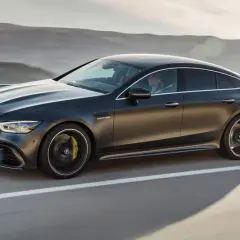 Mercedes AMG GTR 4 door - moc, cena i porównanie z innymi modelami