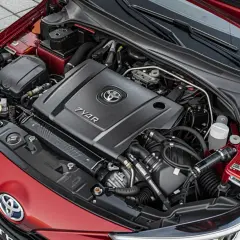 Co jest pod maską Toyota Yaris? Opinie o podzespołach, recenzje silnika