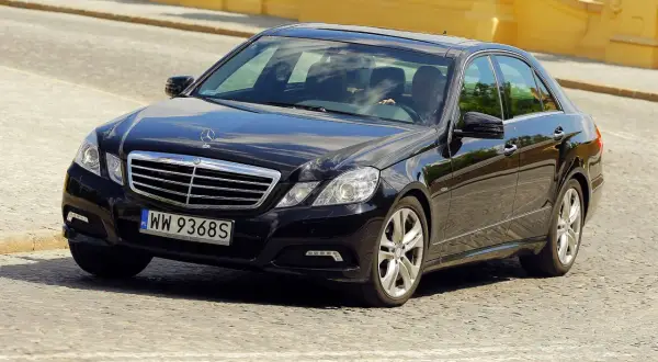 Mercedes E Klasa W212 - wszystko, co musisz wiedzieć przed zakupem