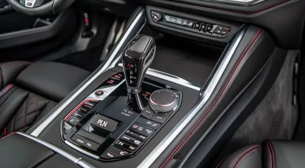 Samochody z automatem do 15 tysięcy: Jakie modele warto wybrać?