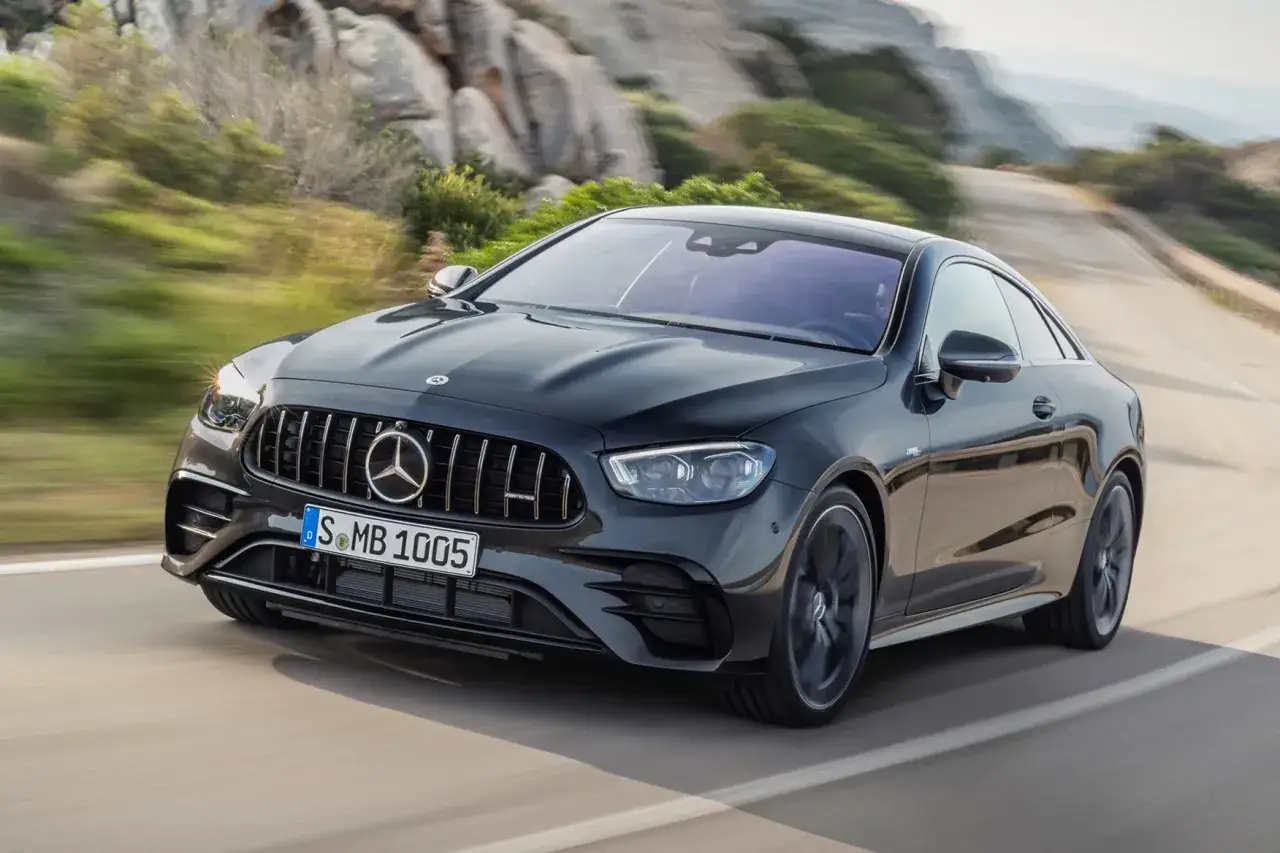 Zdjęcie Mercedes E Klasa Coupe - szczegółowe informacje, ceny i opinie
