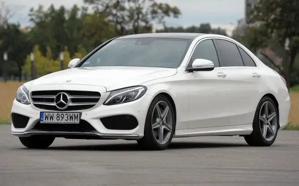 Mercedes C Klasa W205 - wady, osiągi i co warto wiedzieć przed zakupem