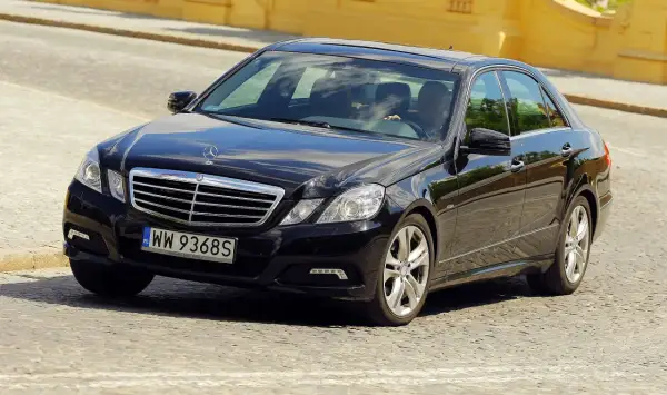 Mercedes E Klasa W212 - wszystko, co musisz wiedzieć przed zakupem