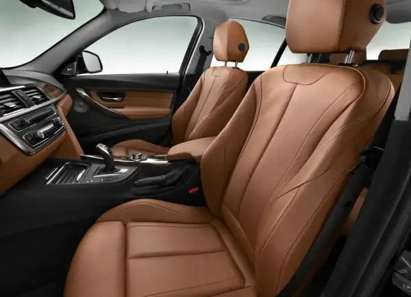 BMW F30 wnętrze - elegancja, komfort i nowoczesne technologie